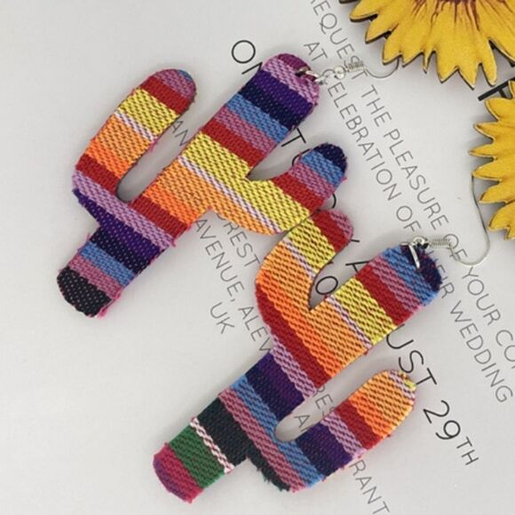 New PERFECT SUNSET TEXTILE CACTUS EARRINGS CINCO DE MAYO - Picture 4 of 7